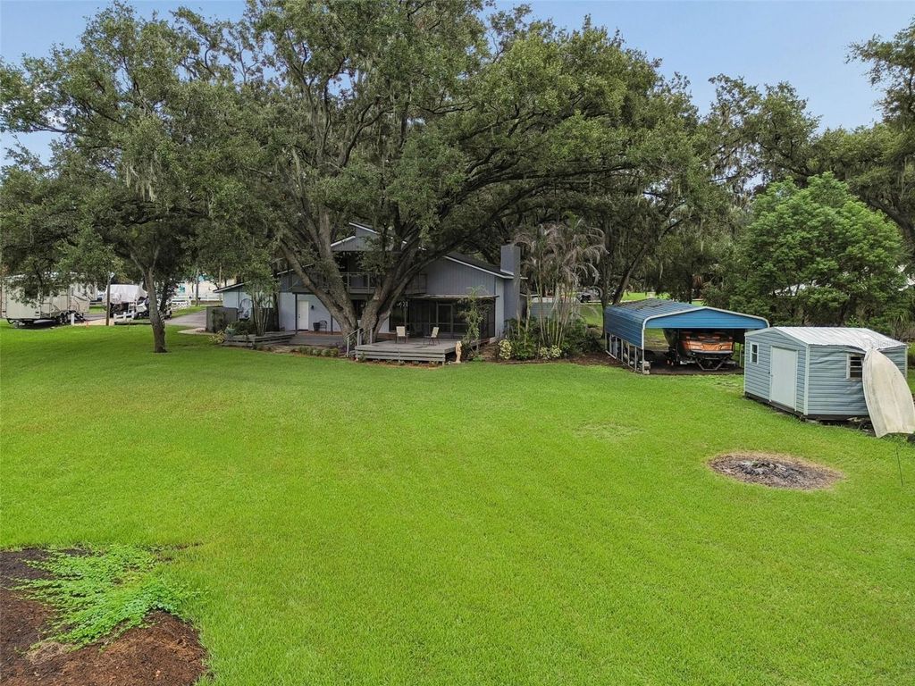 Image 64 of property listing at 1904 CAPRI ROAD, Valrico, FL 33594