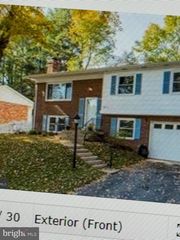 13818 GILBERT RD, Woodbridge, VA 22193