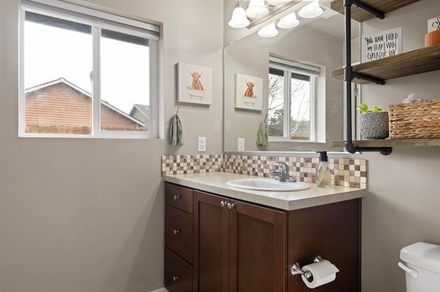 61370 Fairfield Drive, Bend, OR 97702