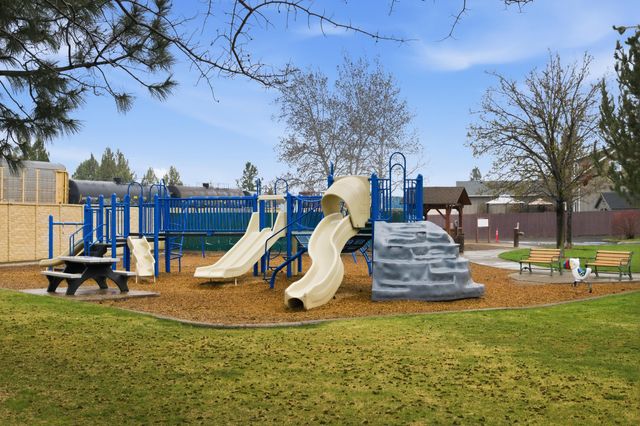 61370 Fairfield Drive, Bend, OR 97702