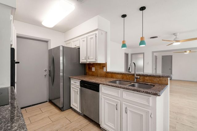 9403 Beverlyhill Street, Houston, TX 77063
