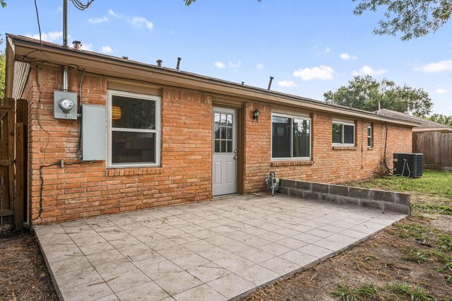 9403 Beverlyhill Street, Houston, TX 77063