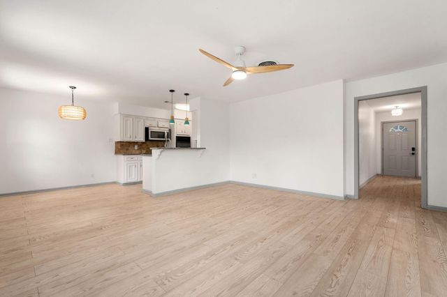 9403 Beverlyhill Street, Houston, TX 77063