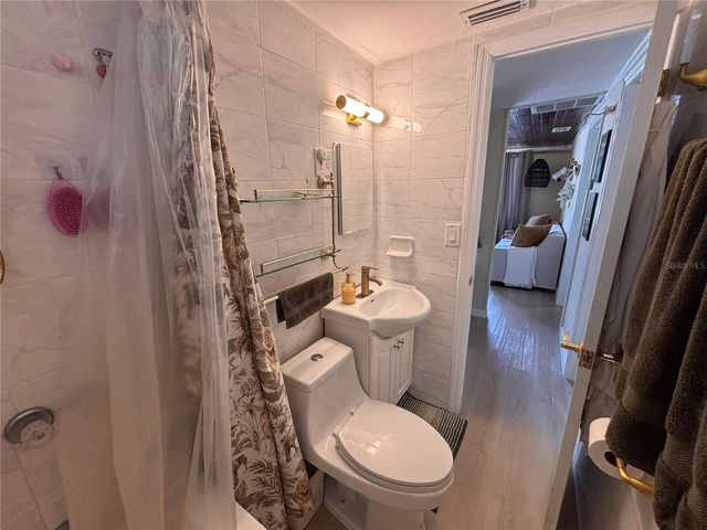 4200 42ND AVENUE N, St Petersburg, FL 33714