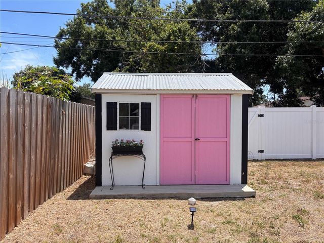 4200 42ND AVENUE N, St Petersburg, FL 33714
