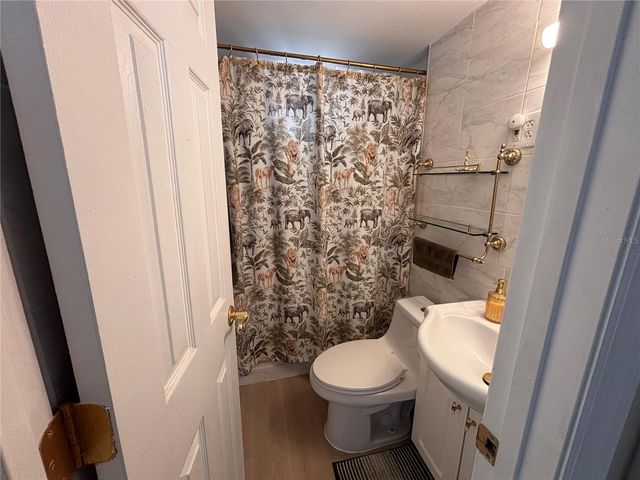 4200 42ND AVENUE N, St Petersburg, FL 33714