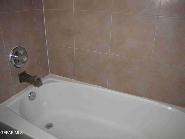 11975 DIANA CANDIA B, El Paso, TX 79936