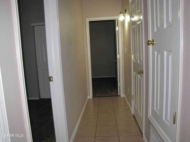 11975 DIANA CANDIA B, El Paso, TX 79936