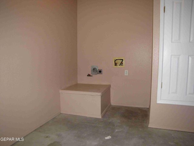 11975 DIANA CANDIA B, El Paso, TX 79936