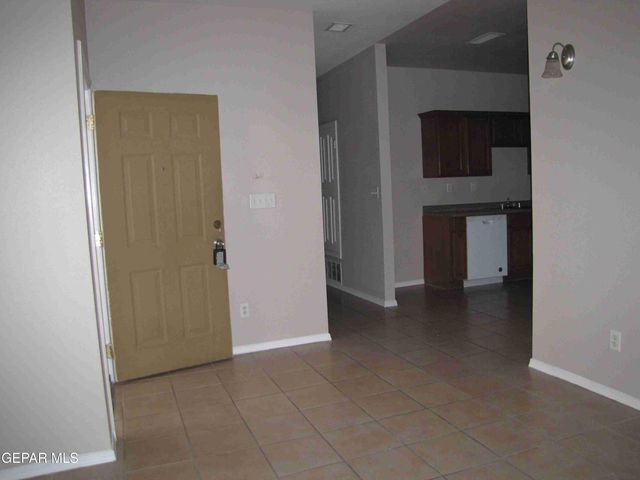 11975 DIANA CANDIA B, El Paso, TX 79936