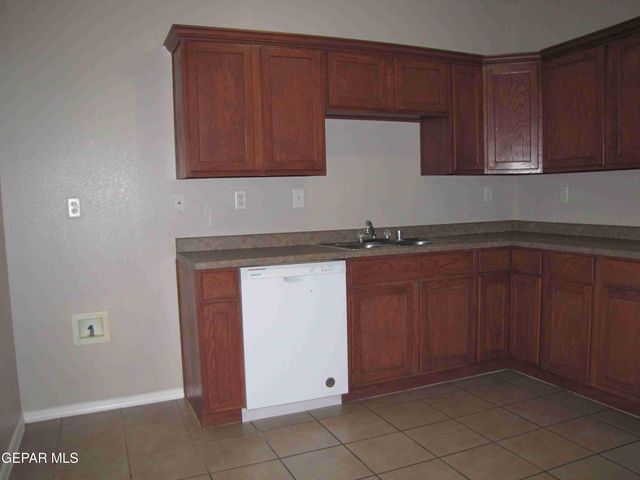 11975 DIANA CANDIA B, El Paso, TX 79936