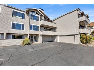 6902 Se RIVERSIDE Dr 6, Vancouver, WA 98664
