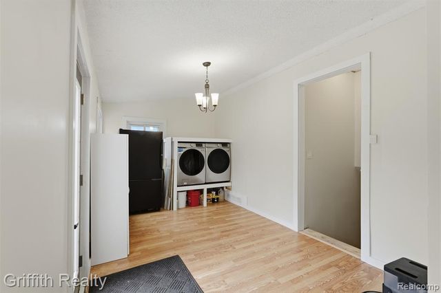 9198 Silver Lake Road, Linden, MI 48451