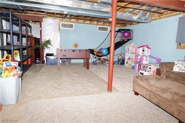 5297 Garfield Boulevard, Sheffield Village, OH 44054