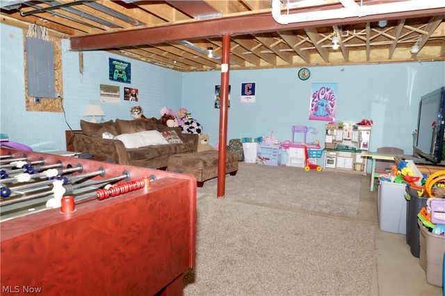 5297 Garfield Boulevard, Sheffield Village, OH 44054