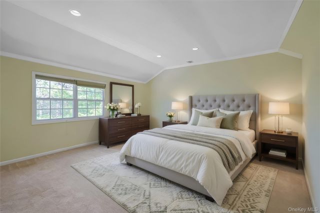 3 Sander Court, Middle Island, NY 11953