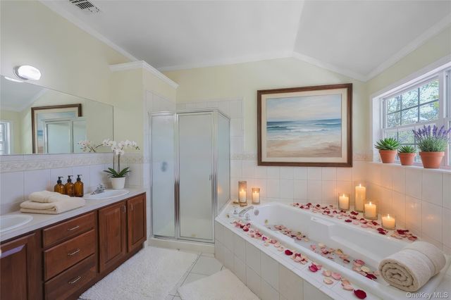 3 Sander Court, Middle Island, NY 11953