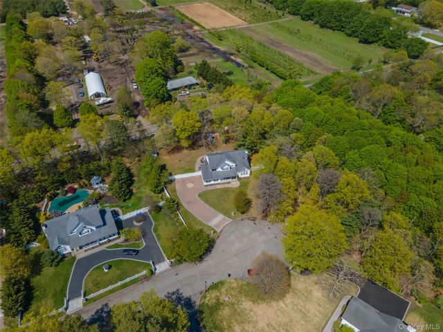 3 Sander Court, Middle Island, NY 11953