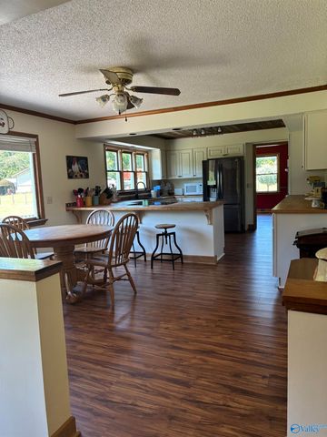 5005 Brookwood Drive NW, Huntsville, AL 35810