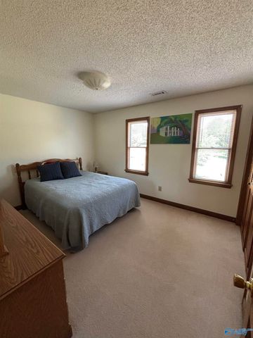 5005 Brookwood Drive NW, Huntsville, AL 35810