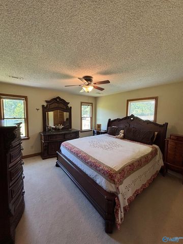 5005 Brookwood Drive NW, Huntsville, AL 35810