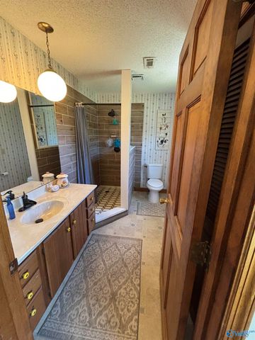 5005 Brookwood Drive NW, Huntsville, AL 35810