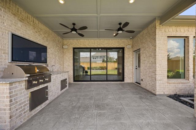 10706 Monarch Butterfly Drive, Cypress, TX 77433