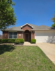 512 Cookston Lane, Royse City, TX 75189