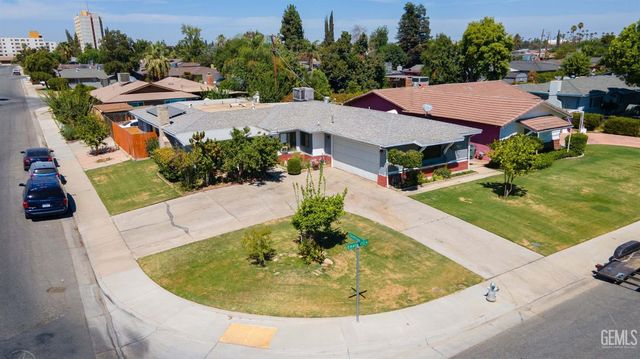 2607 Emerald Street, Bakersfield, CA 93304