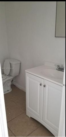 1545 NW 81st St 1547, Miami, FL 33147