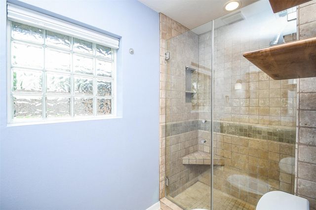 1815 Sea Queen Court, Houston, TX 77008