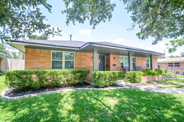 1815 Sea Queen Court, Houston, TX 77008