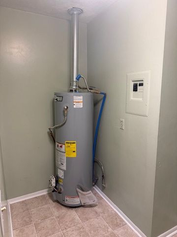 24 Andrews Avenue, Daleville, AL 36322