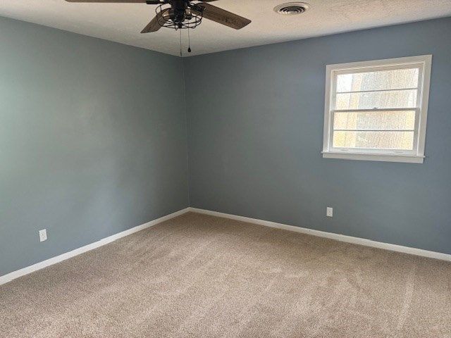 24 Andrews Avenue, Daleville, AL 36322