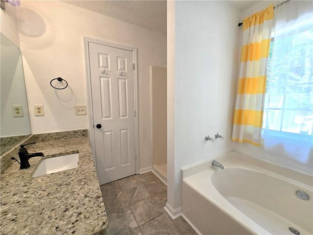 245 Crofton Ridge, Bethlehem, GA 30620