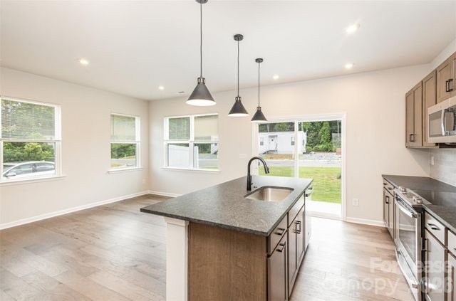 3103 Hutton Gardens Lane, Charlotte, NC 28269