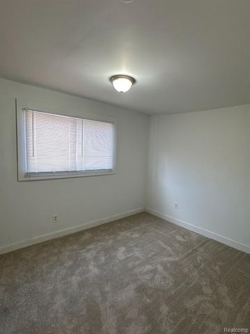 15509 Rosa Parks Boulevard, Detroit, MI 48238