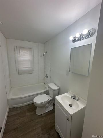 15509 Rosa Parks Boulevard, Detroit, MI 48238