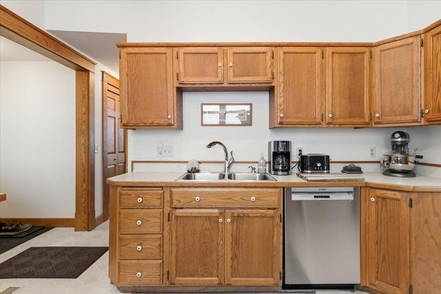 737 Mcsorley Street, Red Wing, MN 55066