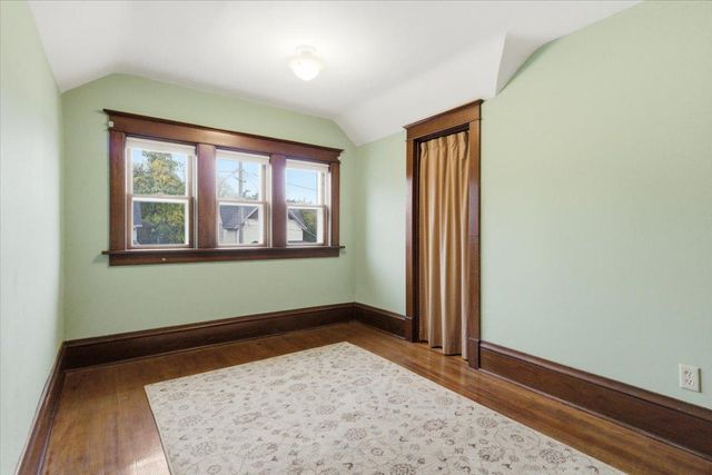 737 Mcsorley Street, Red Wing, MN 55066