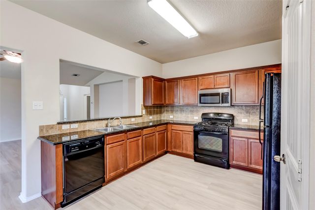 2701 Hearthsong LOOP, Round Rock, TX 78665