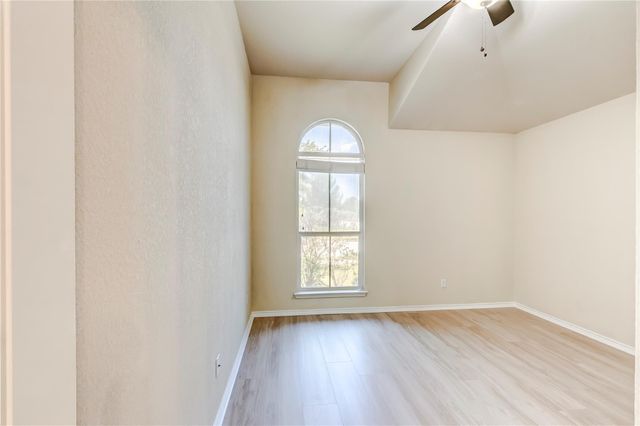 2701 Hearthsong LOOP, Round Rock, TX 78665