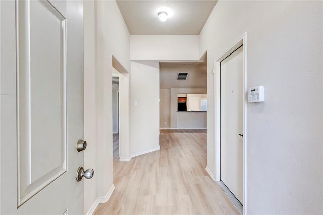 2701 Hearthsong LOOP, Round Rock, TX 78665