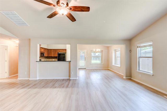 2701 Hearthsong LOOP, Round Rock, TX 78665