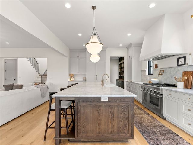 2811 Lebanon Road, Pendleton, SC 29670