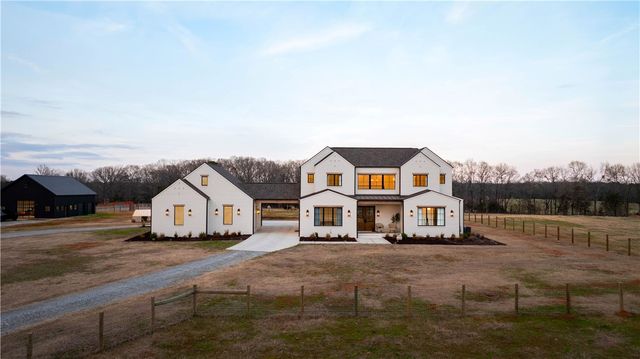 2811 Lebanon Road, Pendleton, SC 29670