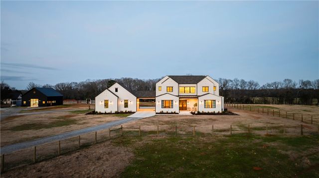 2811 Lebanon Road, Pendleton, SC 29670