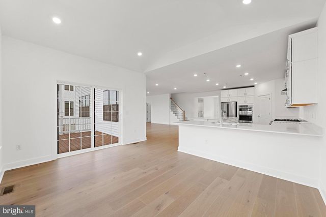 61 AARON TRUEHART, Titusville, NJ 08560