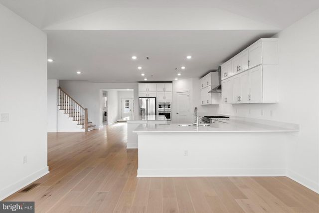 61 AARON TRUEHART, Titusville, NJ 08560