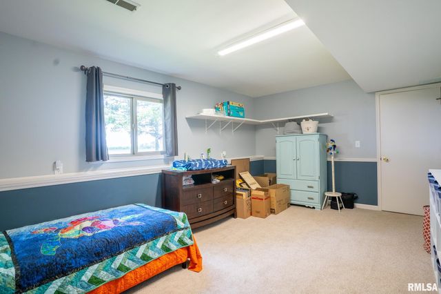 7075 Hermes Lane, New Berlin, IL 62670
